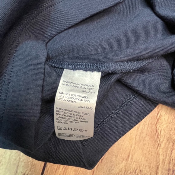 NWT Chicos twisted neck tee. Top 3/4 sleeves. Classic Navy - Picture 8 of 12